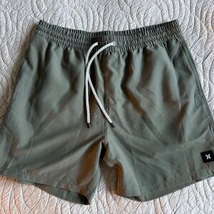 Men's Hurley shorts - L